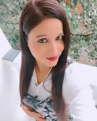 Call Girls in Chalisgaon